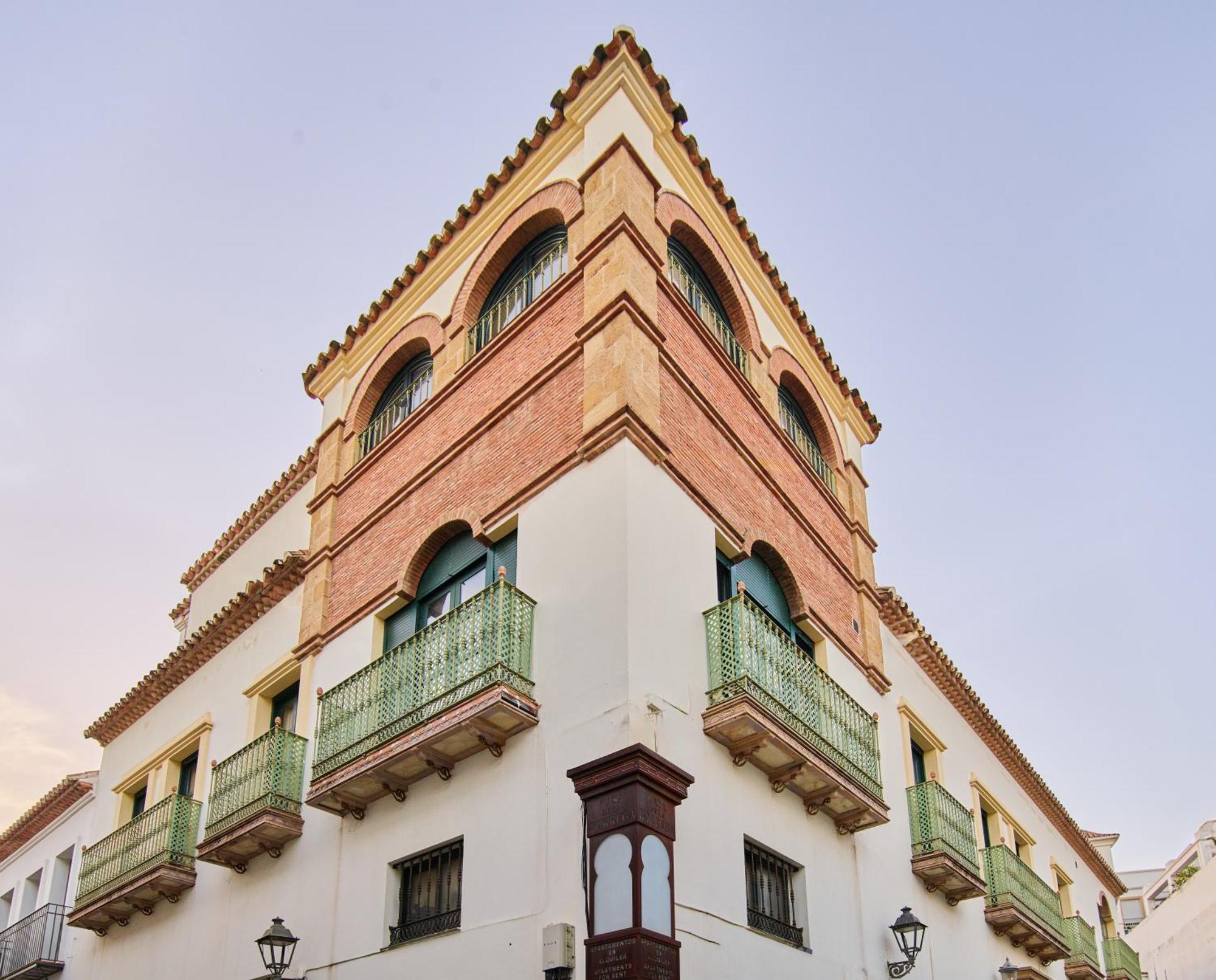 Apartamentos Turisticos Casa De La Borrega Estepona Dış mekan fotoğraf