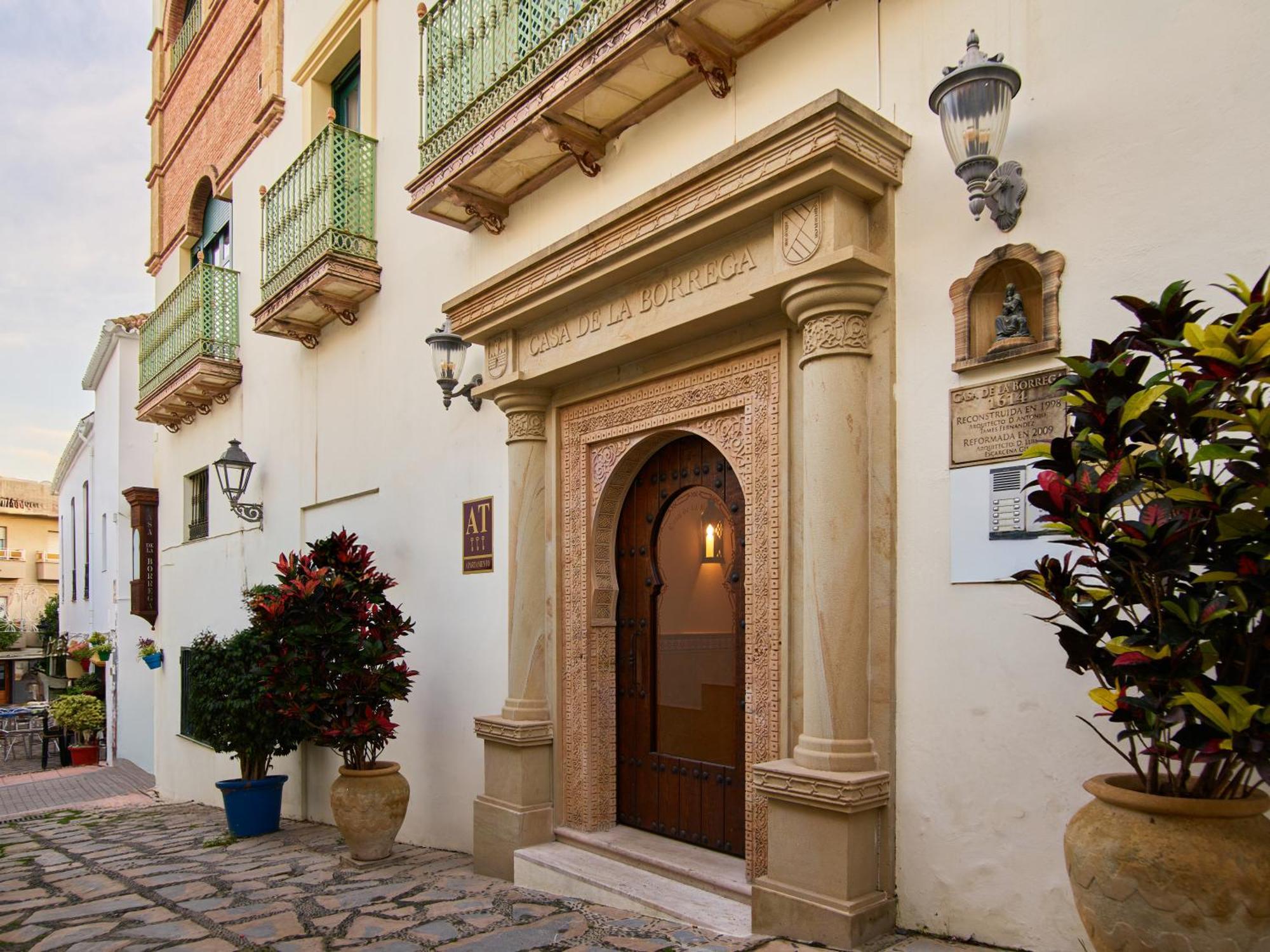 Apartamentos Turisticos Casa De La Borrega Estepona Dış mekan fotoğraf